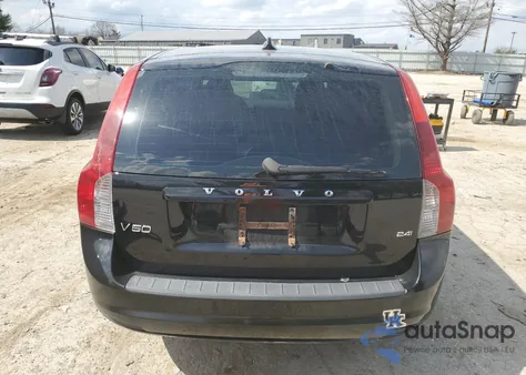 2010 Volvo V50 2.4I from USA, damaged, VIN YV1390MW2A2557509